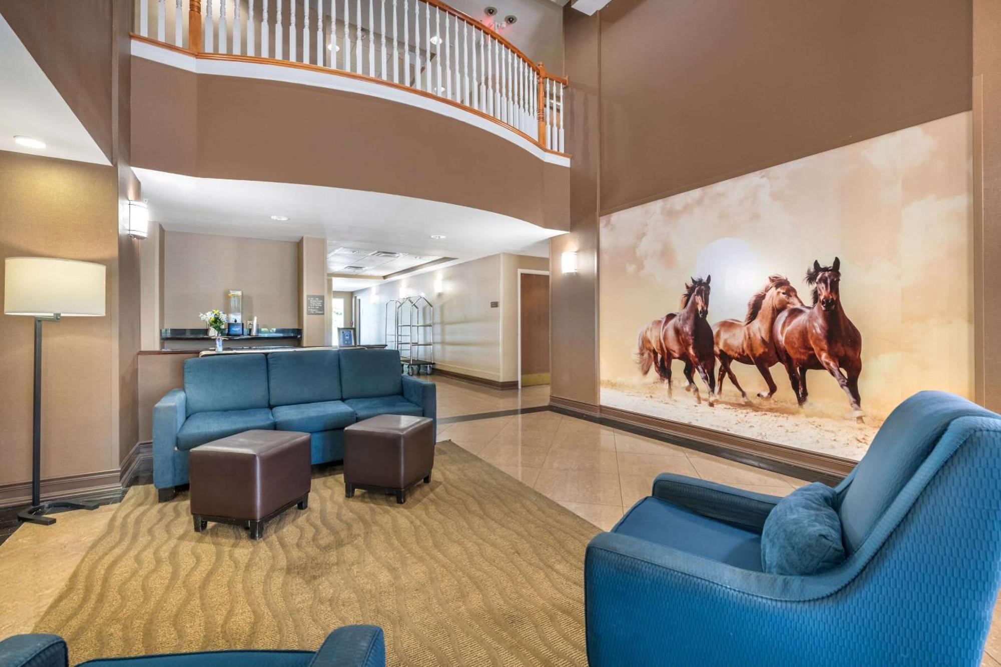 Comfort Suites Ocala North Exterior photo